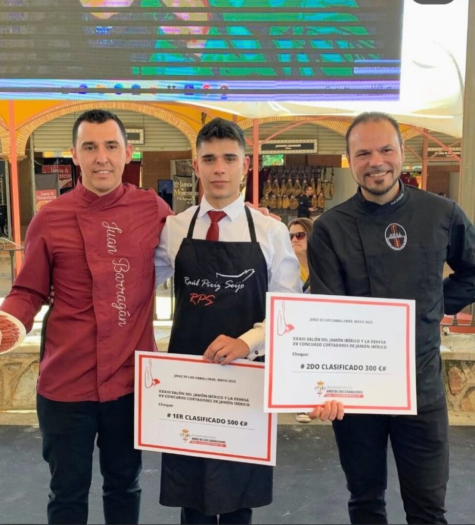 WhatsApp Image 2025 10 04 at 19.25.45